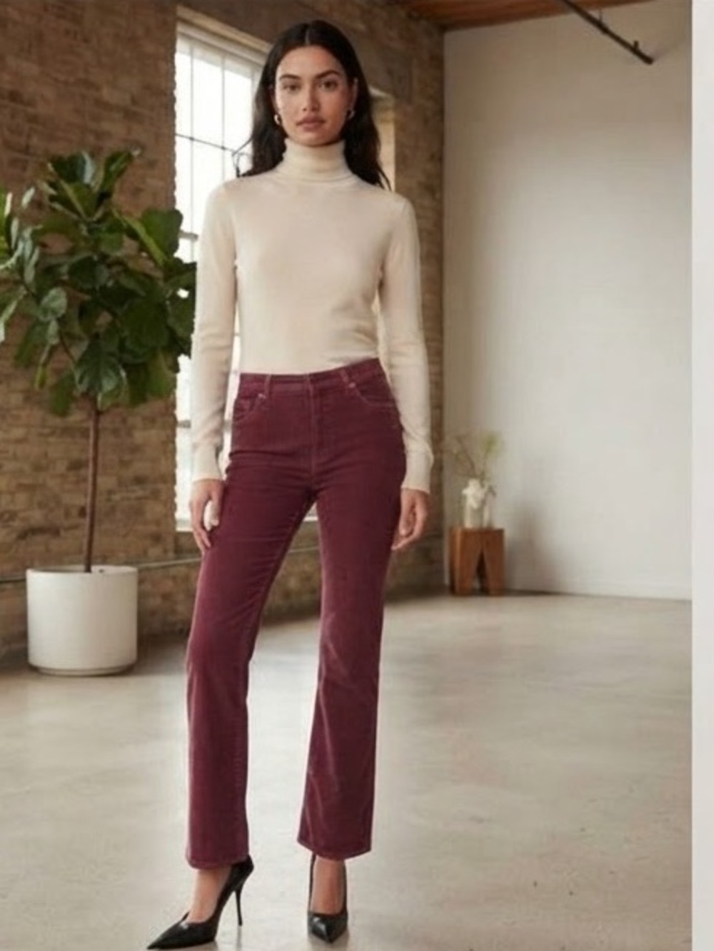 Denim Forum Aritzia  the Bettie high rise flare 30L
burgundy corduroy 25
